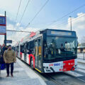 Na letisko začali premávať najdlhšie české trolejbusy