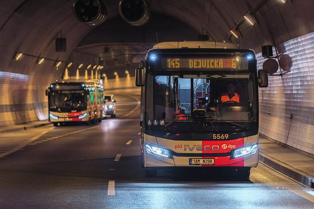 Pražská MHD mení trasy: od 15. augusta vyrazí tunelbus 145, predĺži sa linka 218 a rozdelí sa linka 110